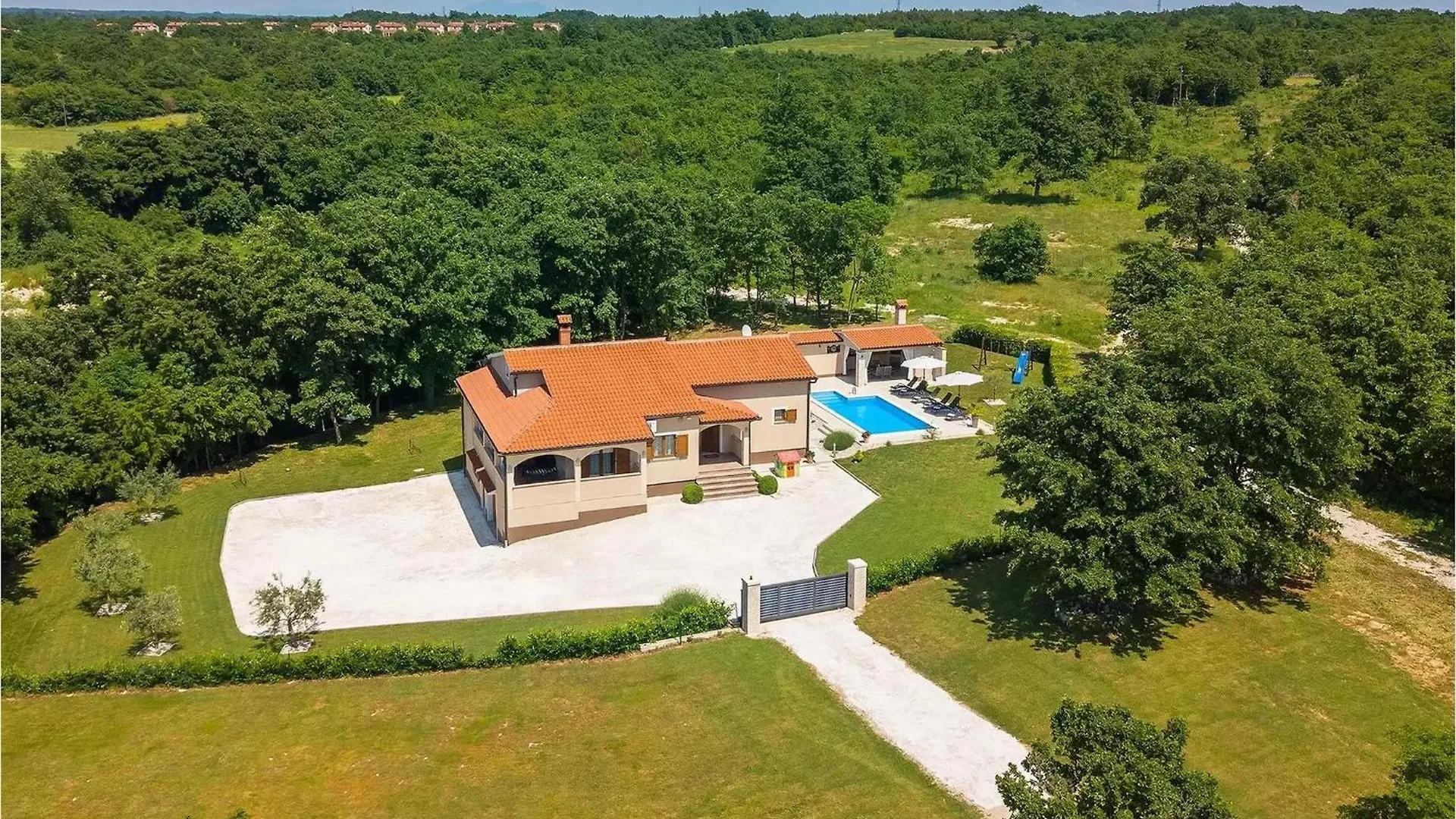 Villa Bozac Pula Holiday home